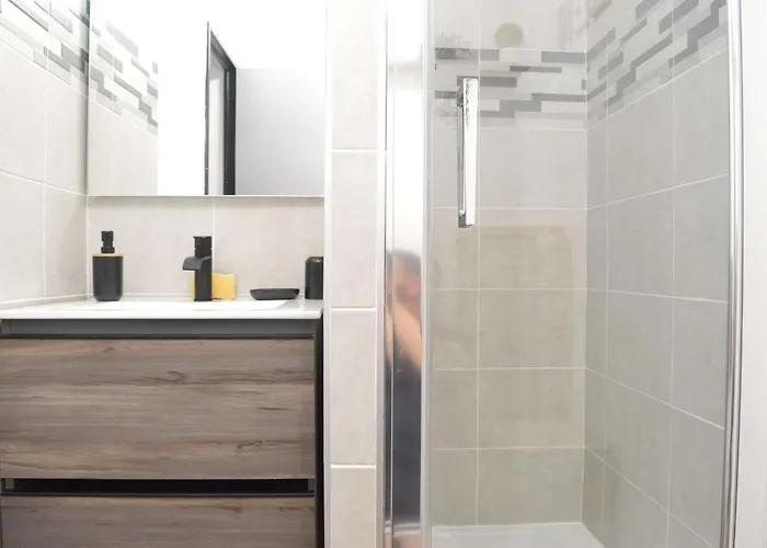 Np070-e3-732, 2 Pieces 1 Chambre, * 나르본플라제